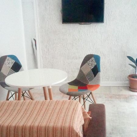 Comfortable Apartment Nizami Street Baku Exterior photo